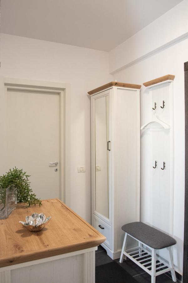 Lazo Two Room- Luxury Apartment Bucureşti Eksteriør bilde